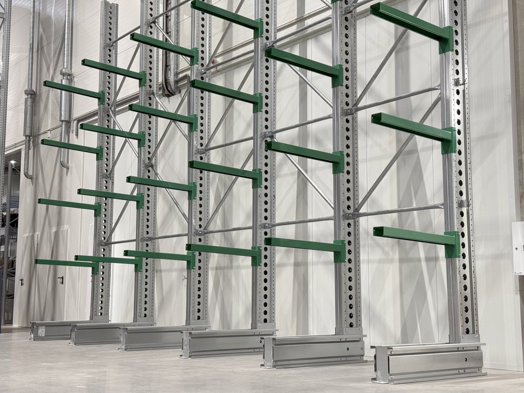 Shelving solution 12